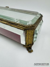 Шкатулка для украшений. Латунь, золочение, стекло, Франция, начало 20 века