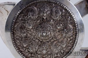 Чайник в стиле ар деко с восточным мотивом. Серебро 900 пробы. Камбоджа
