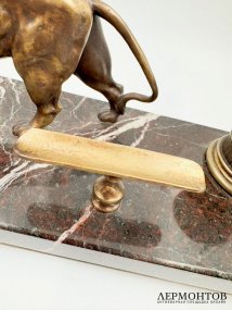 Чернильный прибор со львом. Бронза, мрамор, Западная Европа, 20 век