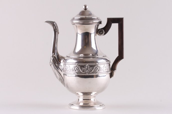 Кофейник в стиле ампир. Guyot Auguste. Серебро 950 пробы. Франция, нач. XX в.
